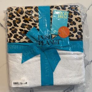 Posh Peanut Lana Hooded Towel